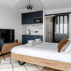  Appartement Vue Avec Terrasse Et Acces France